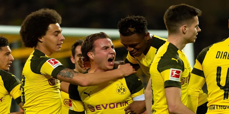 Borussia Dortmund thi đấu hết mình 